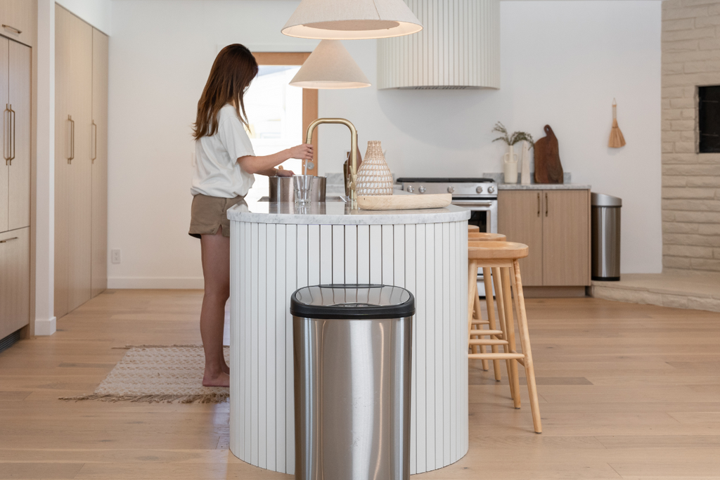 Spring Cleaning Essentials: How the Right Trash Can Makes a Difference